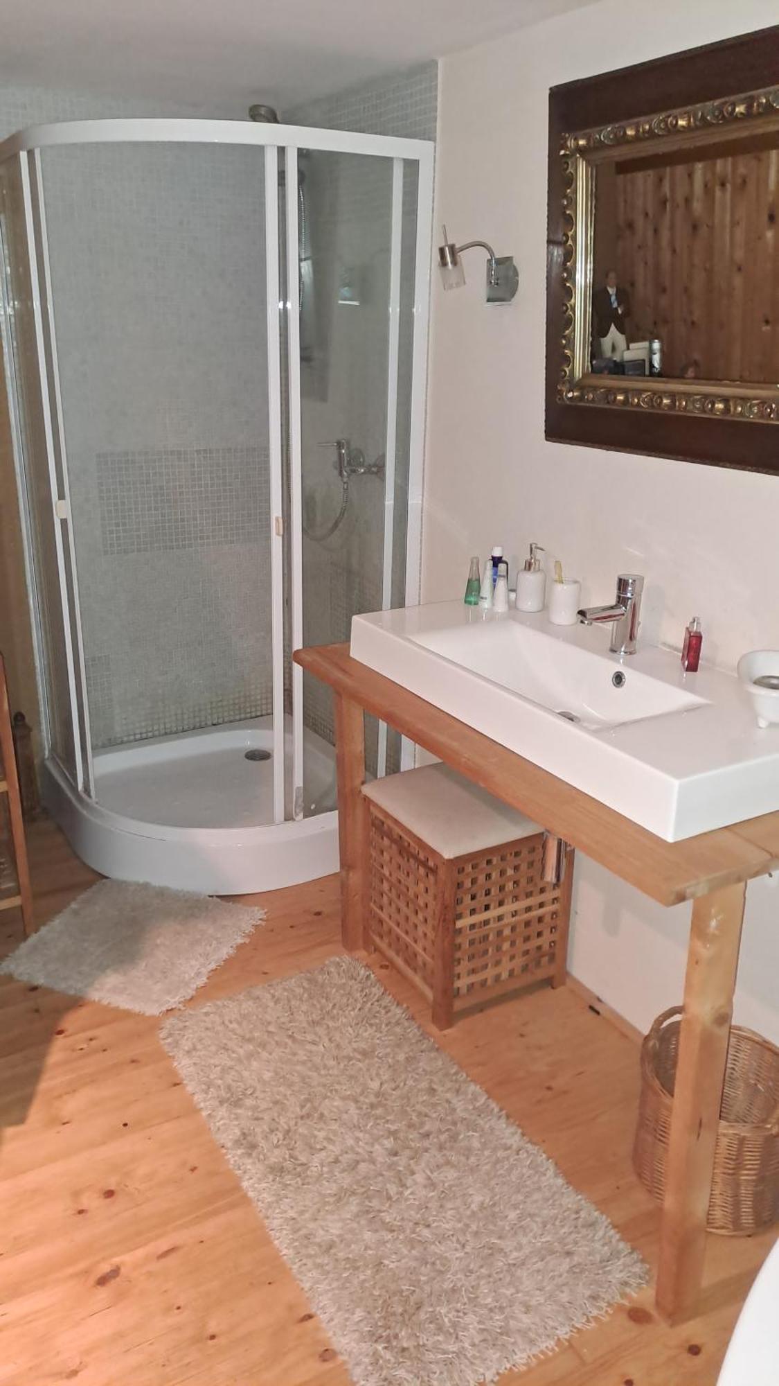 Apartmenthaus Mit Sauna Und Whirlpool Krefeld Exterior foto